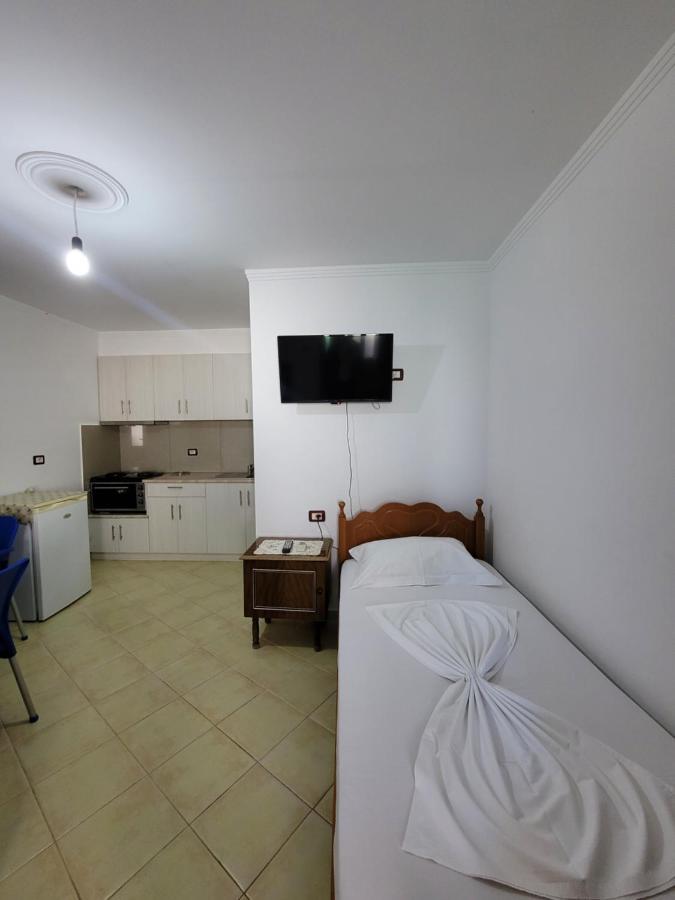 Petrefi Apartments クサミル エクステリア 写真